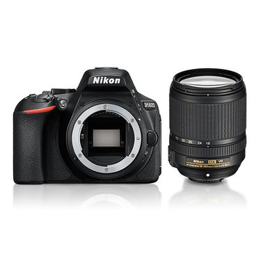 Nikon D5600 (AF-S 18-140mm VR) DSLR Kit