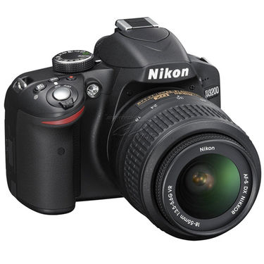 Nikon D3200 (18-55mm VR II) DSLR Kit