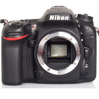 Nikon D7100 (DSLR Body)